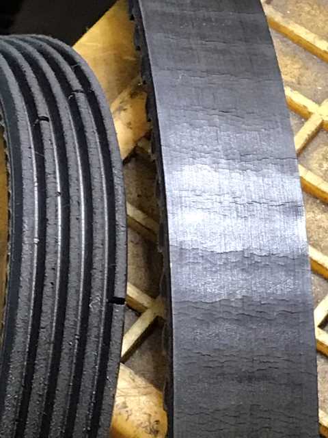 アルファロメオミトタイミングベルト交換