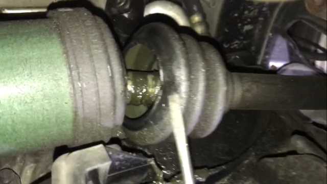 SG9フォレスターSTIオイル漏れ修理